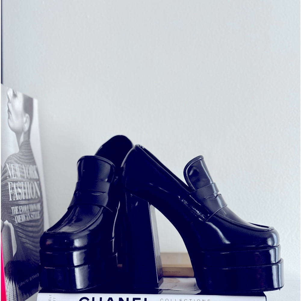 Jeffrey Campbell Laxed Platform Loafer